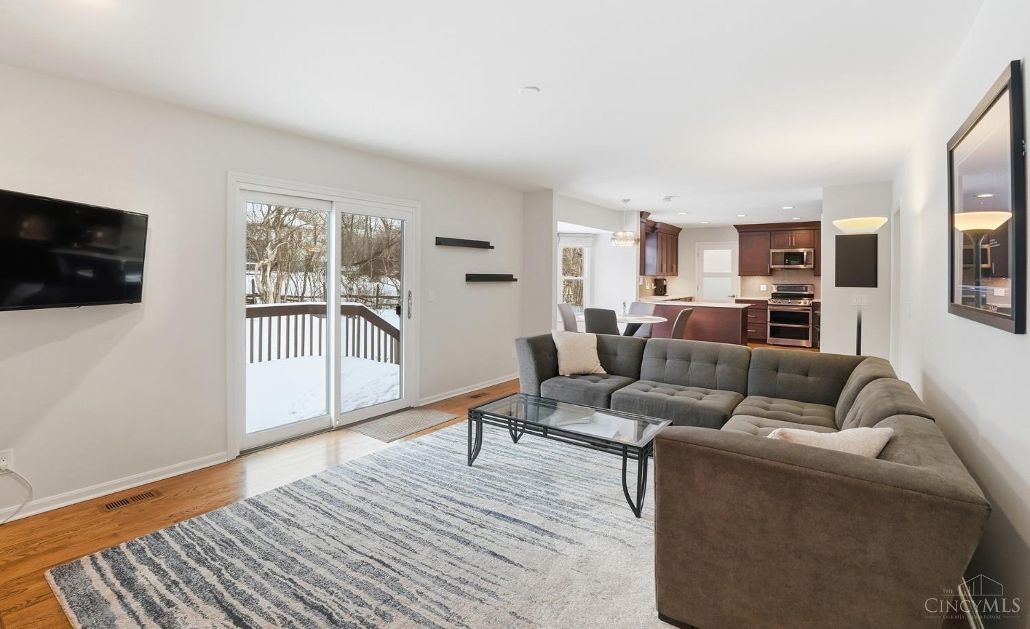 1858 Foxhollow Drive