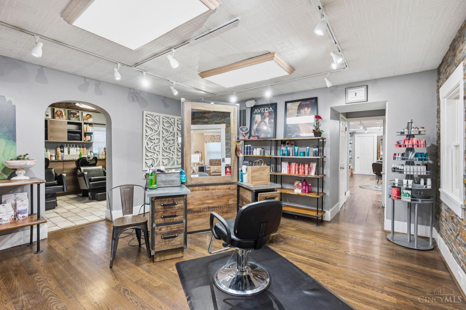 8862 Cincinnati Dayton Road