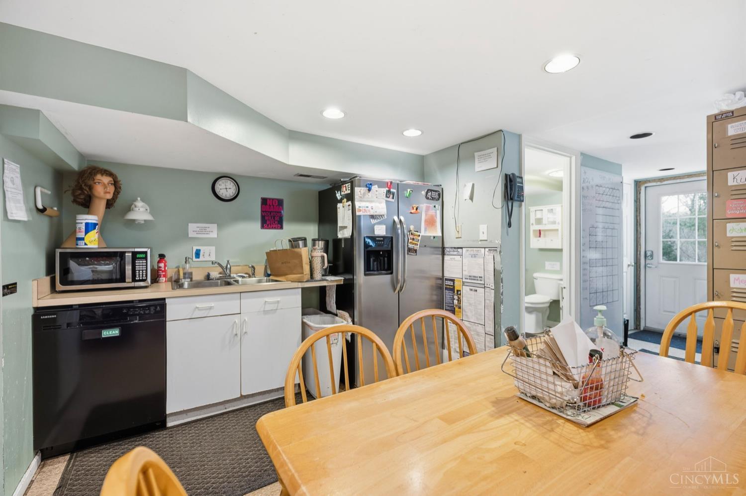 8862 Cincinnati Dayton Road