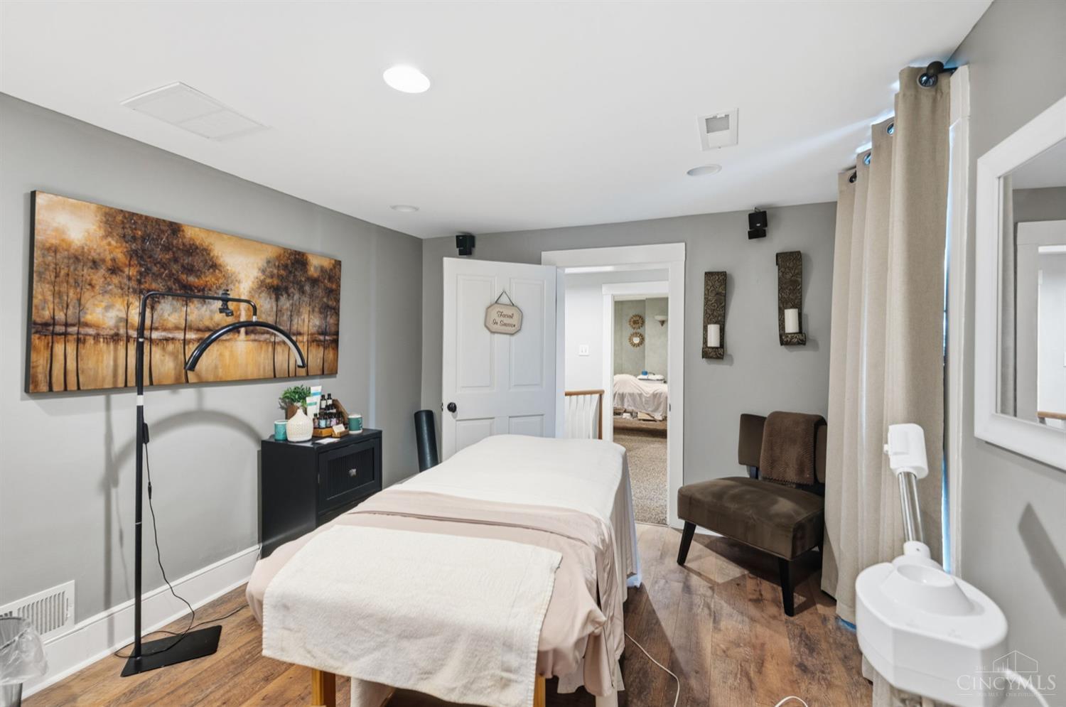 8862 Cincinnati Dayton Road