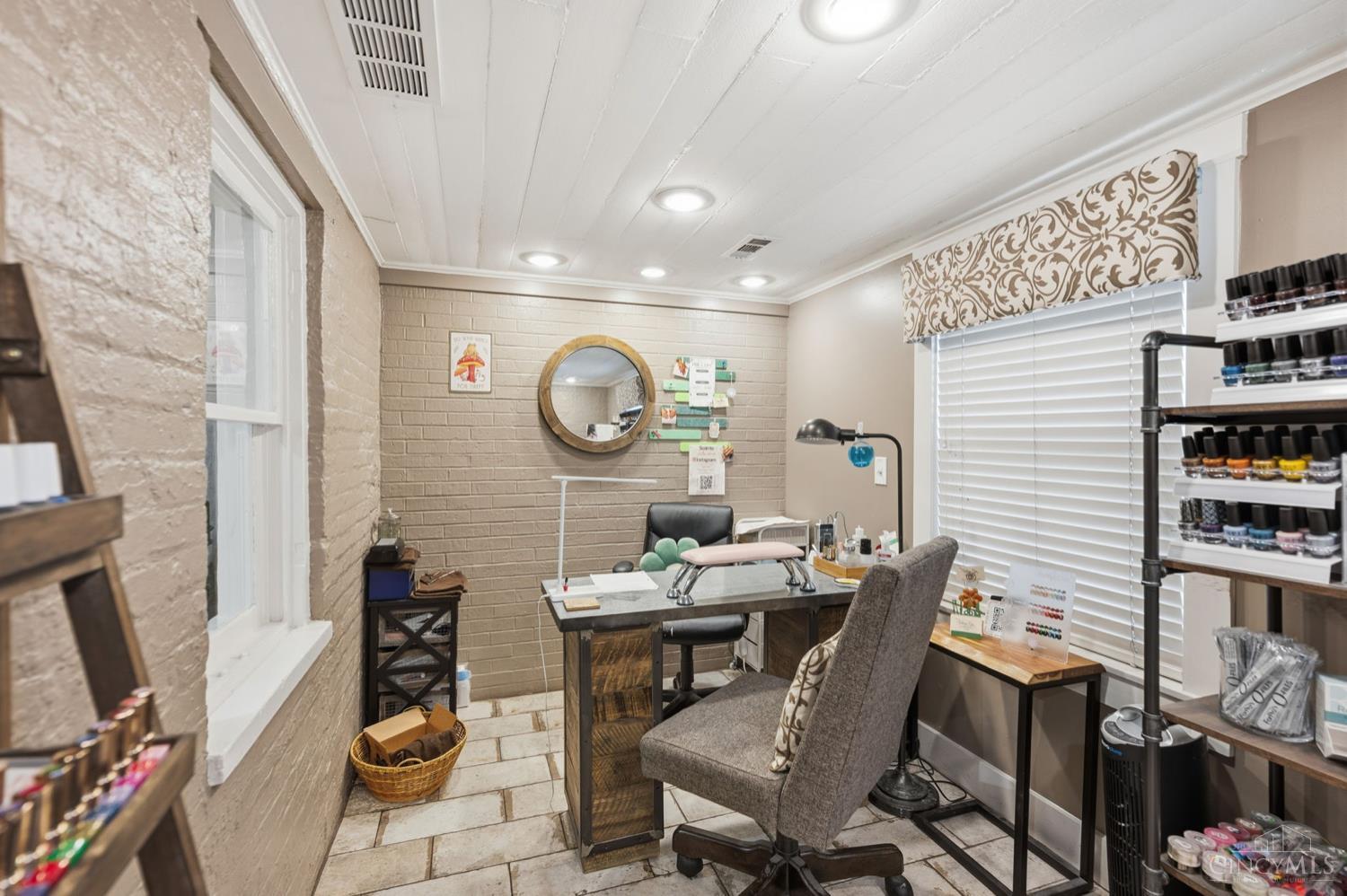 8862 Cincinnati Dayton Road