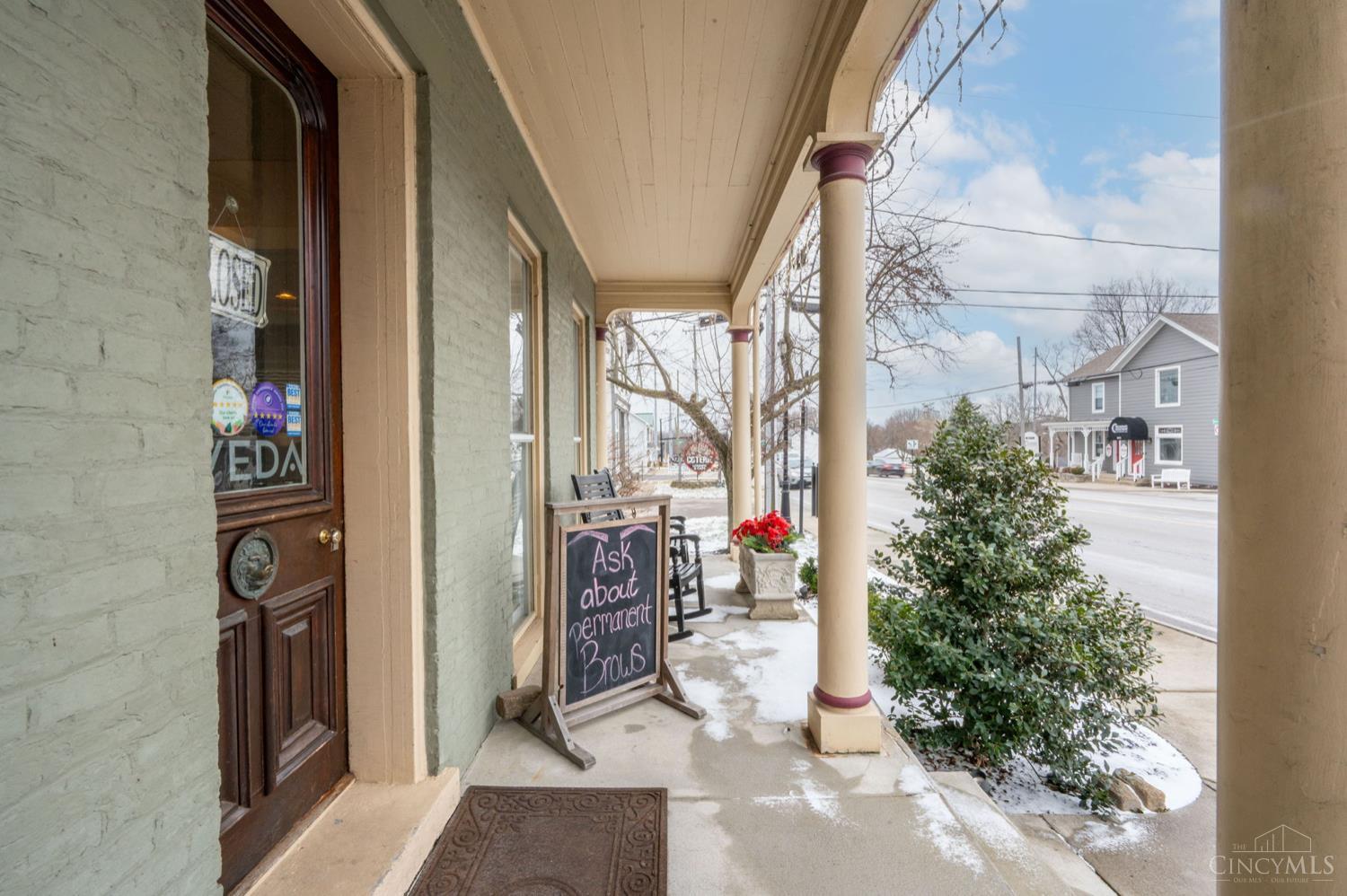 8862 Cincinnati Dayton Road