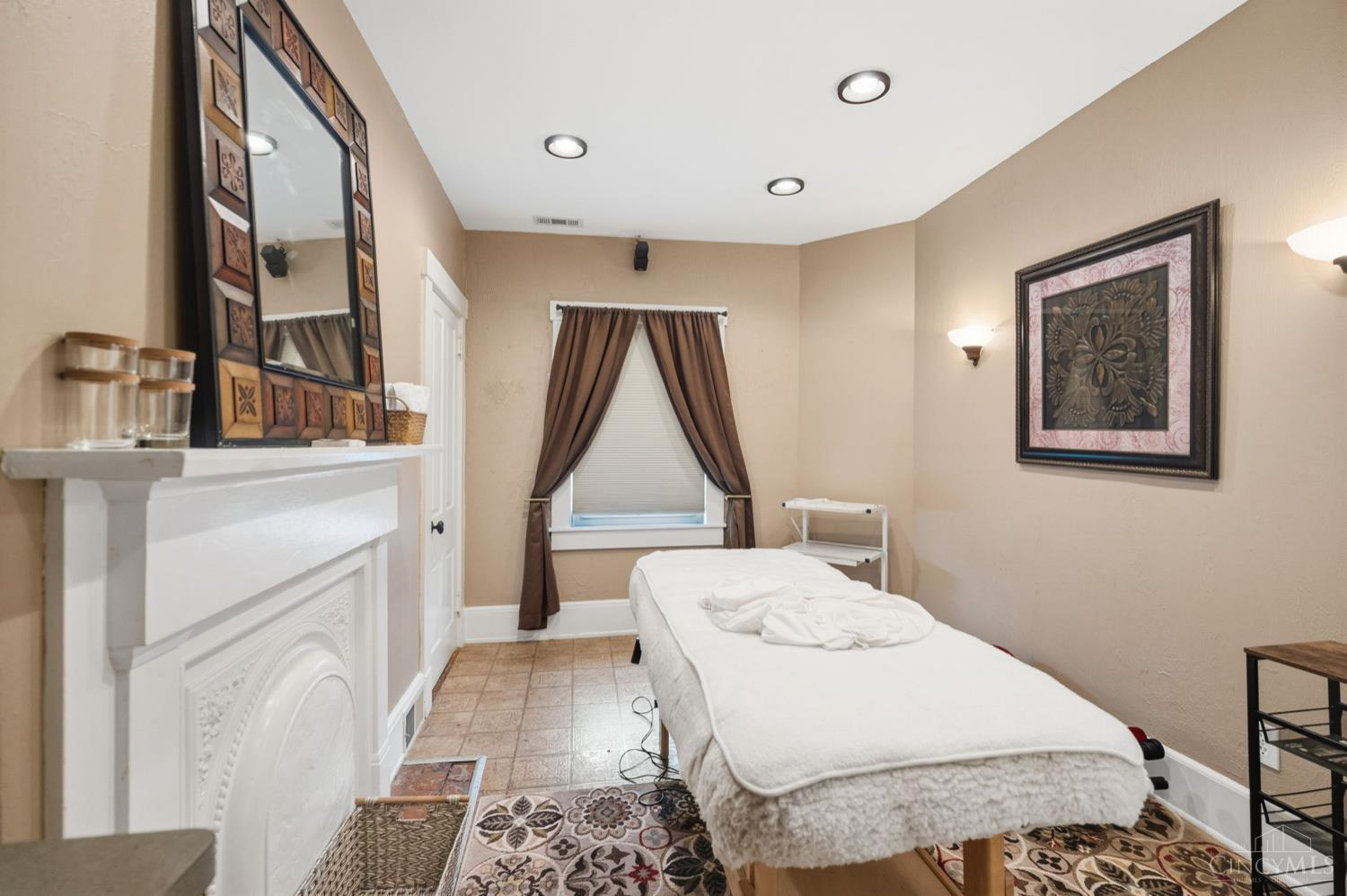 8862 Cincinnati Dayton Road