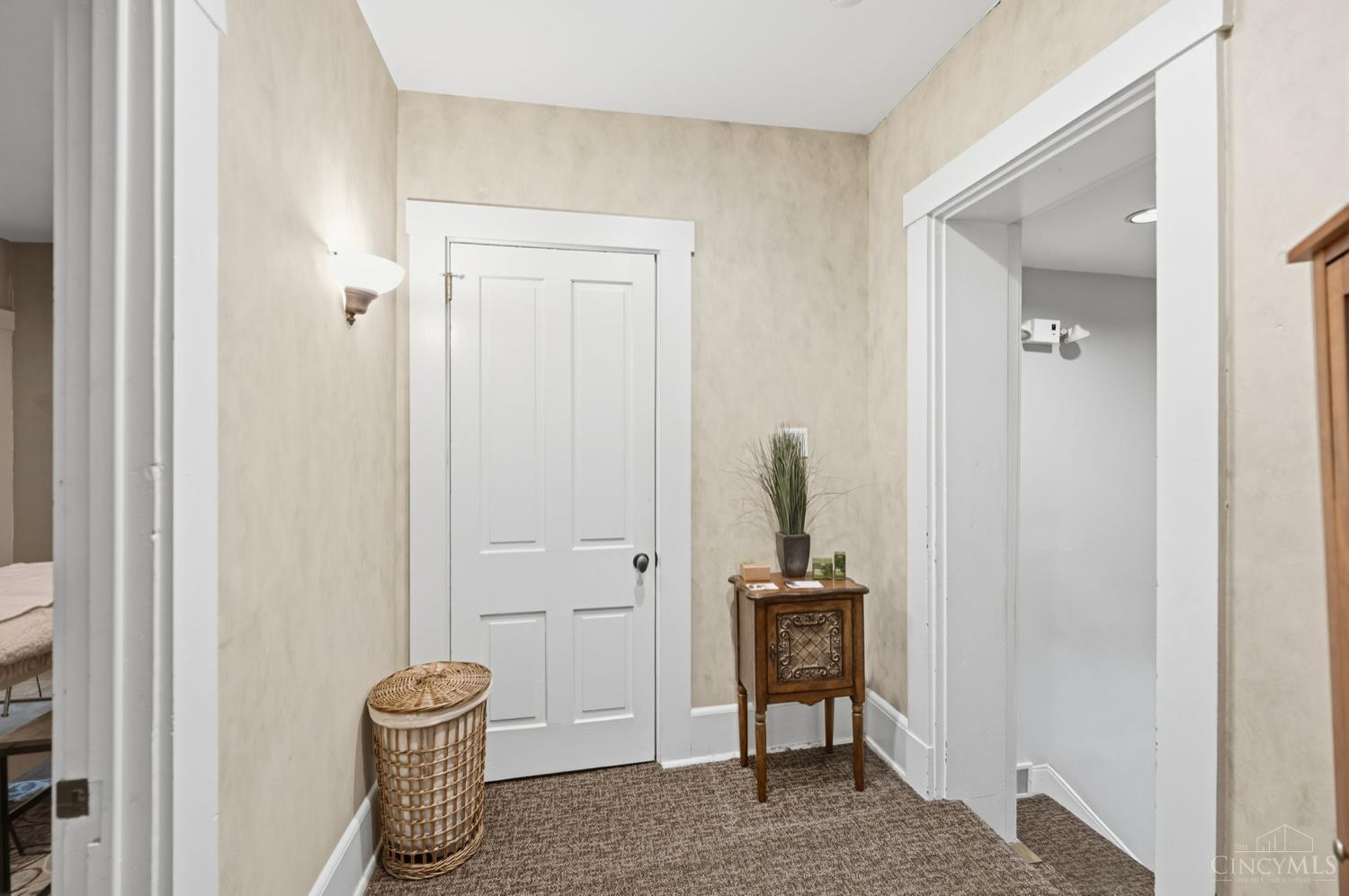 8862 Cincinnati Dayton Road