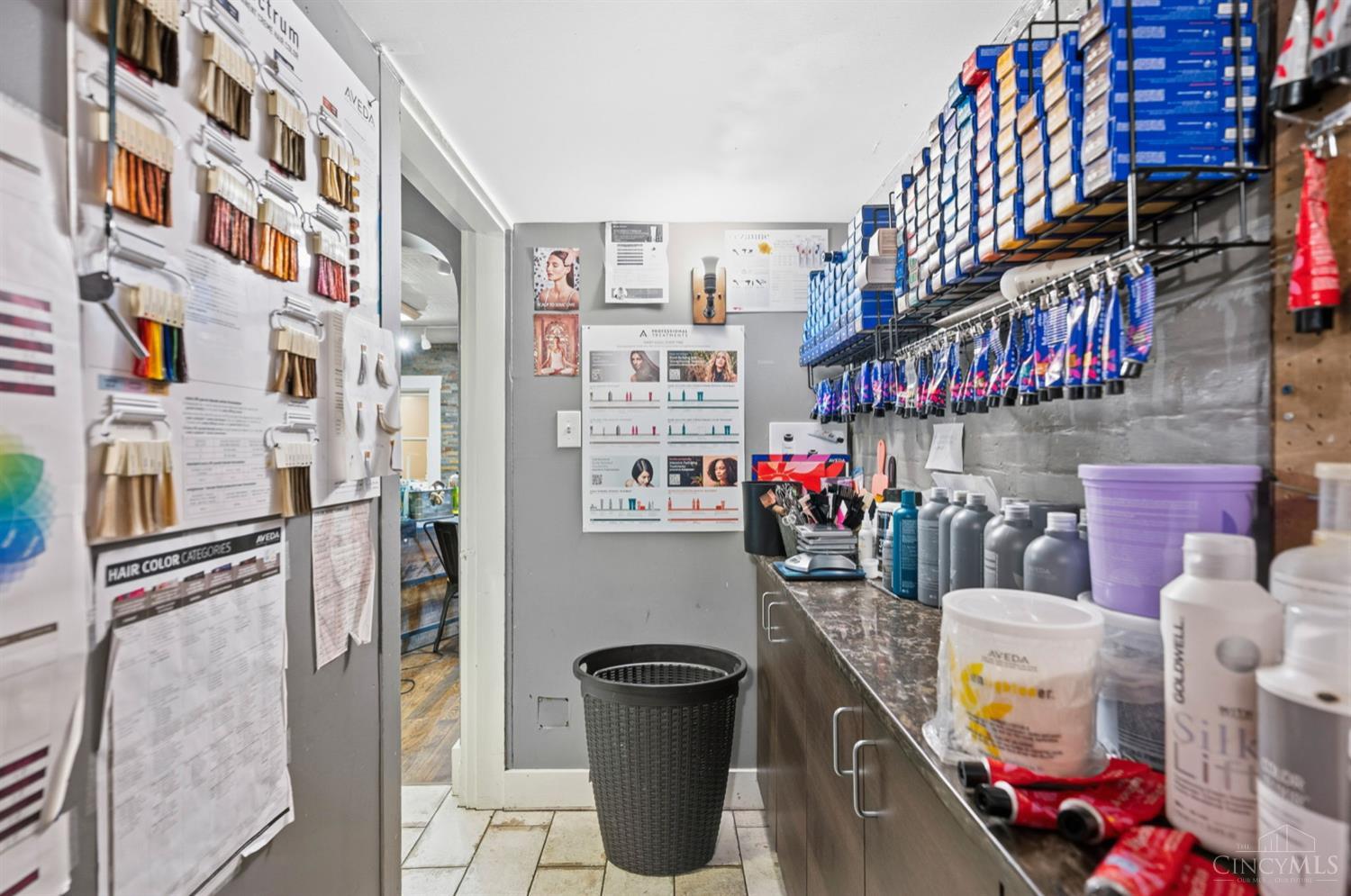 8862 Cincinnati Dayton Road