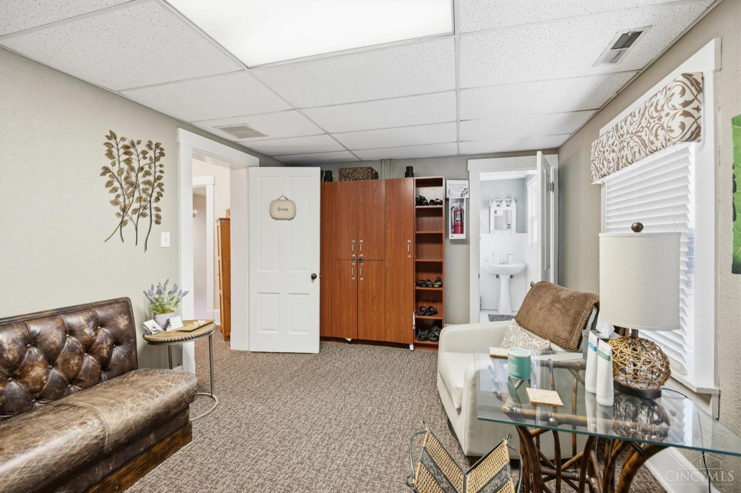 8862 Cincinnati Dayton Road