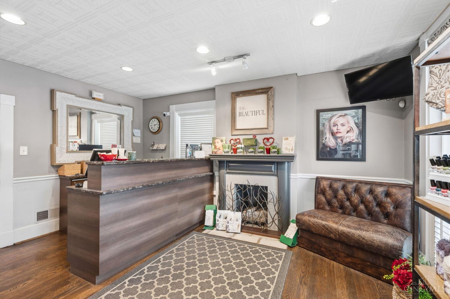 8862 Cincinnati Dayton Road