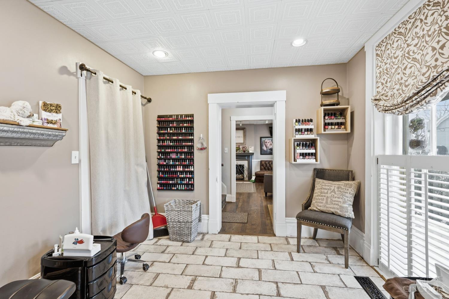 8862 Cincinnati Dayton Road