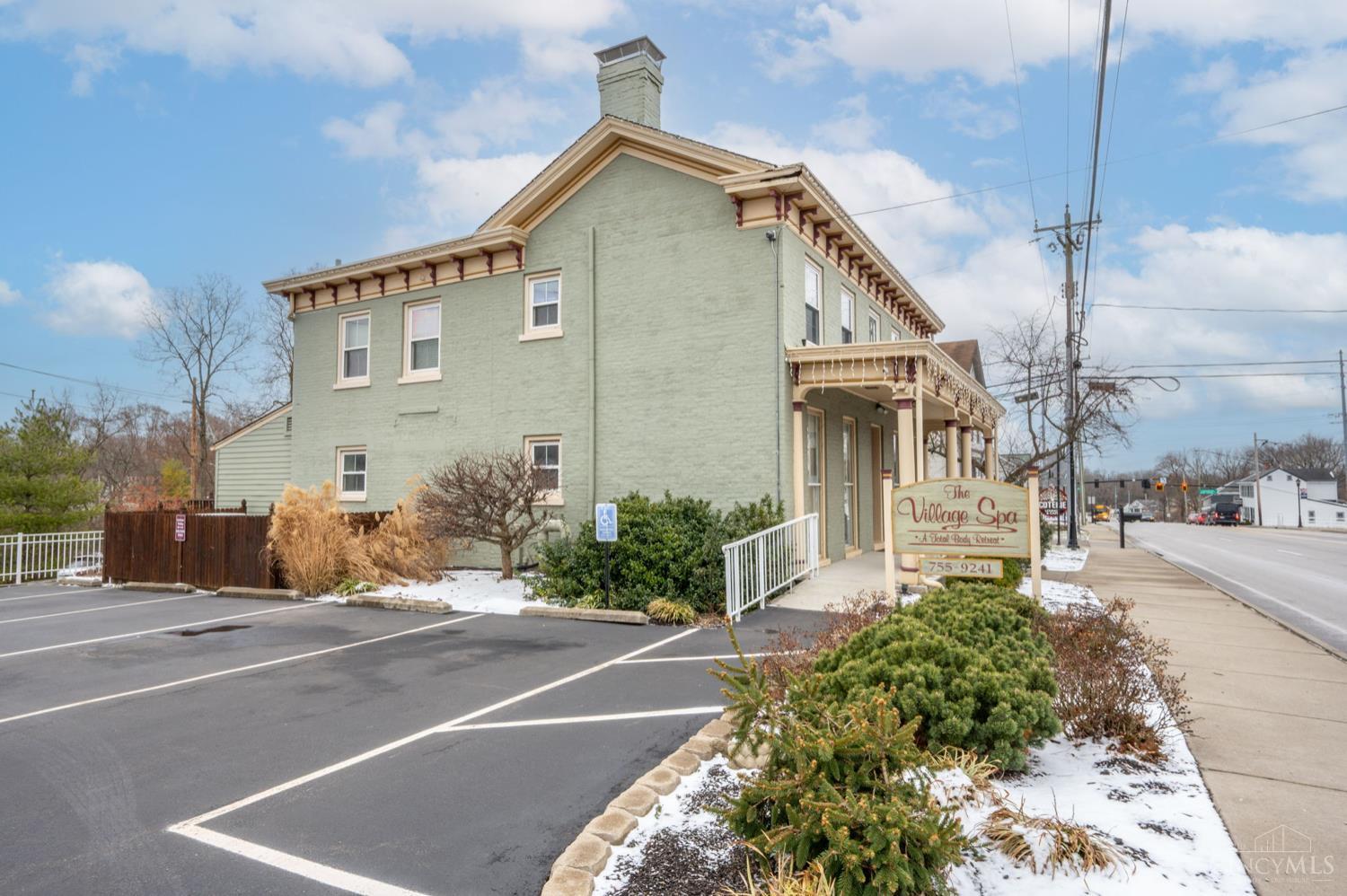 8862 Cincinnati Dayton Road