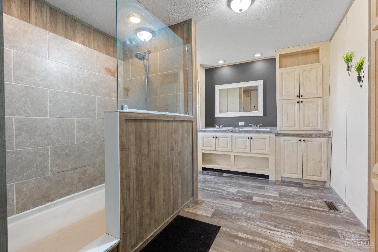 2970 Whiteoak Valley Road