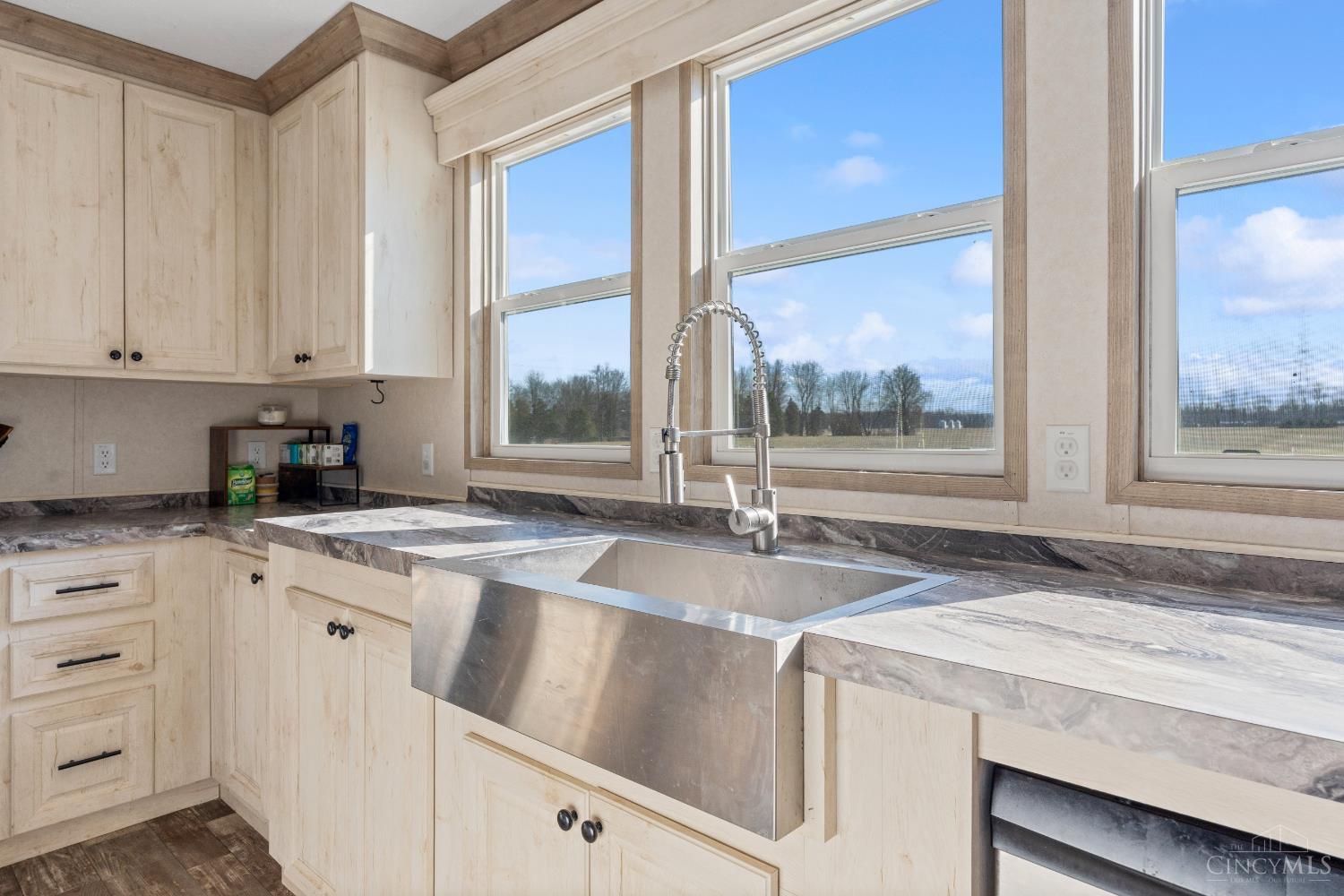 2970 Whiteoak Valley Road