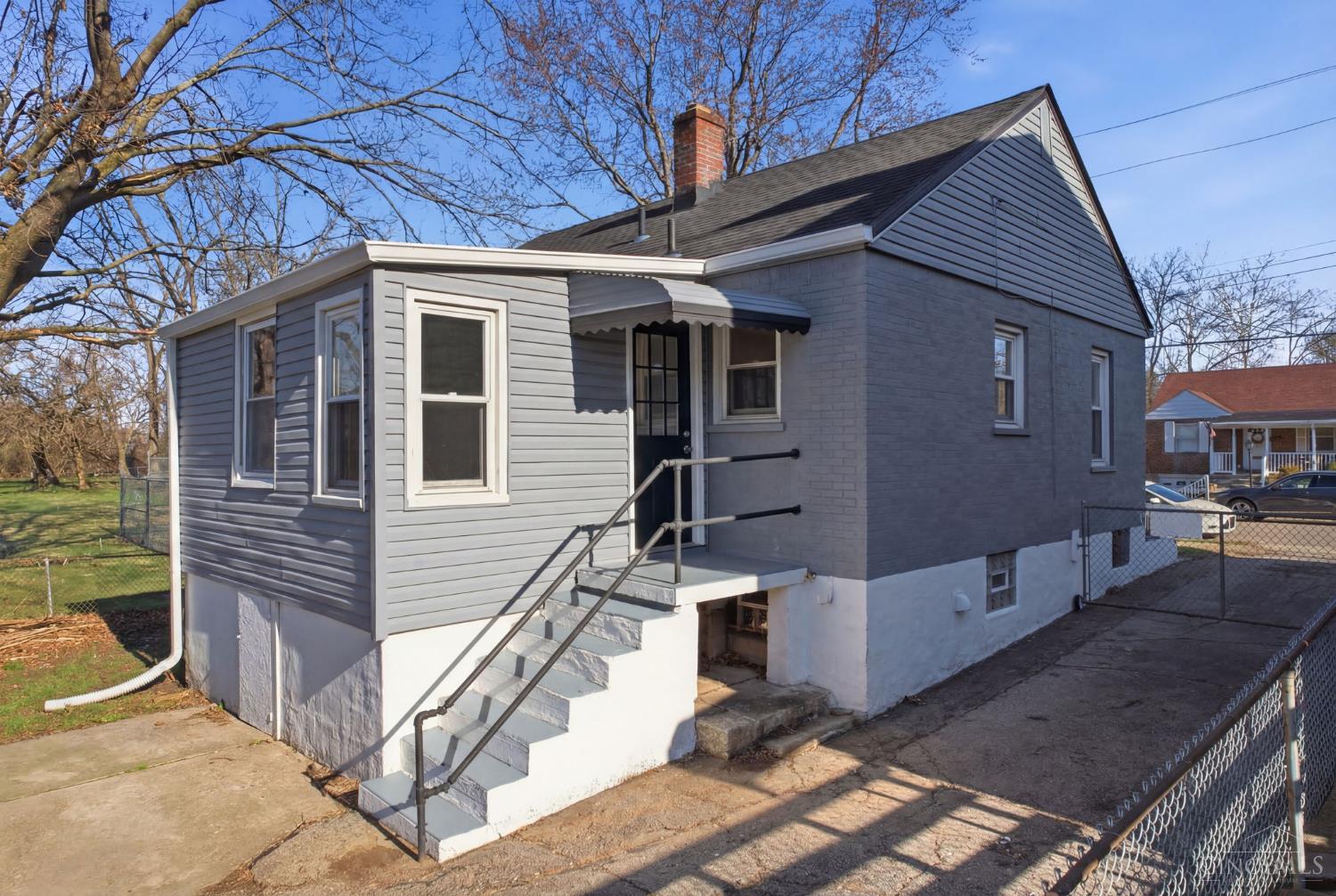 3319 McGrew Street