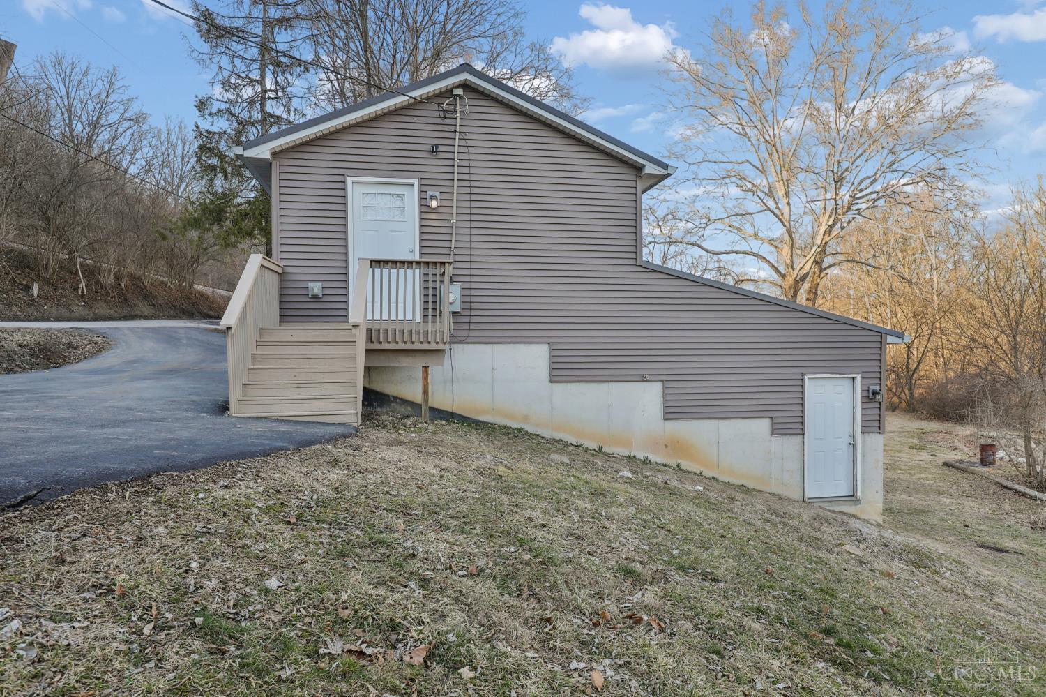 1247 Binning Road