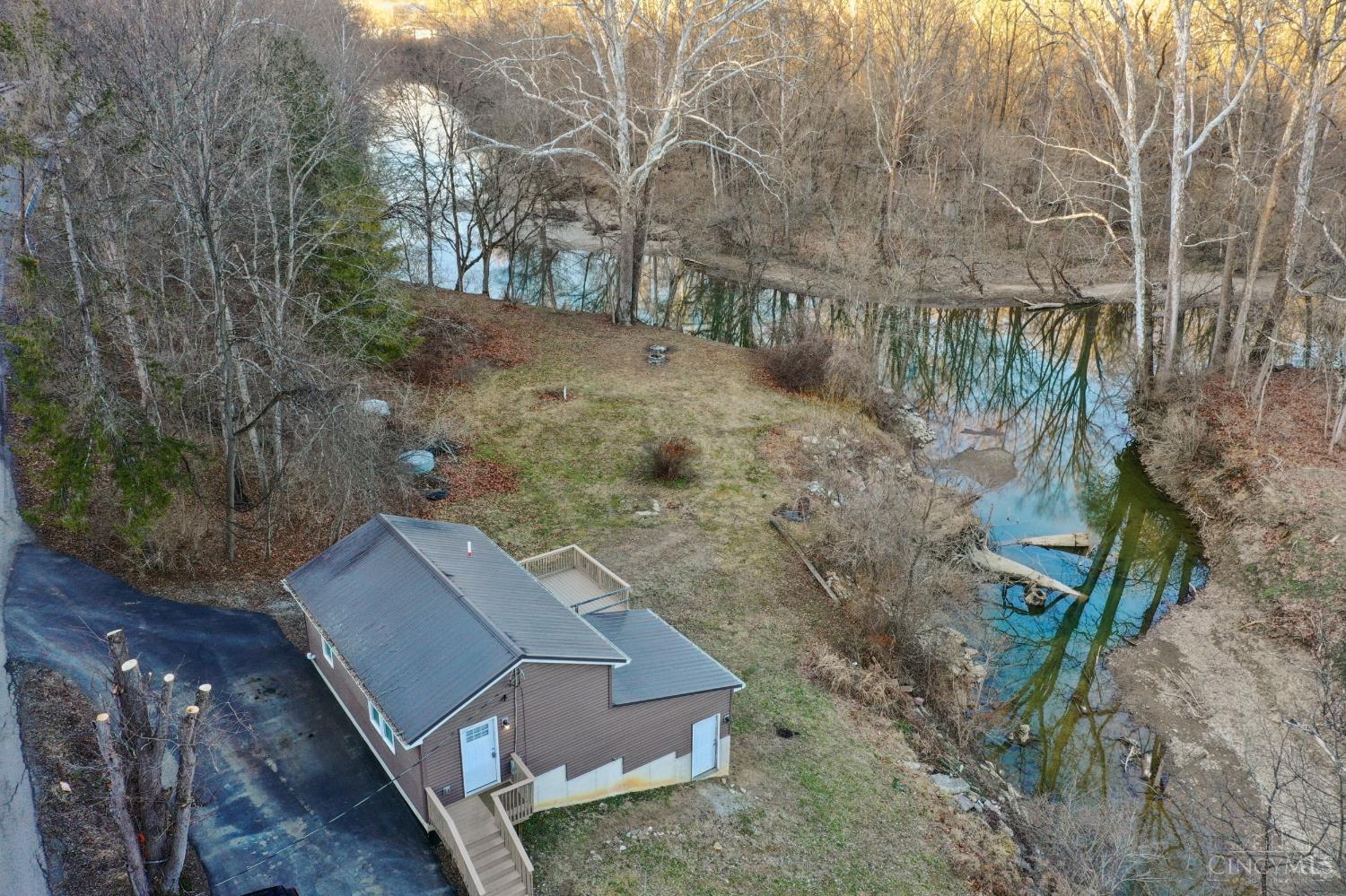 1247 Binning Road