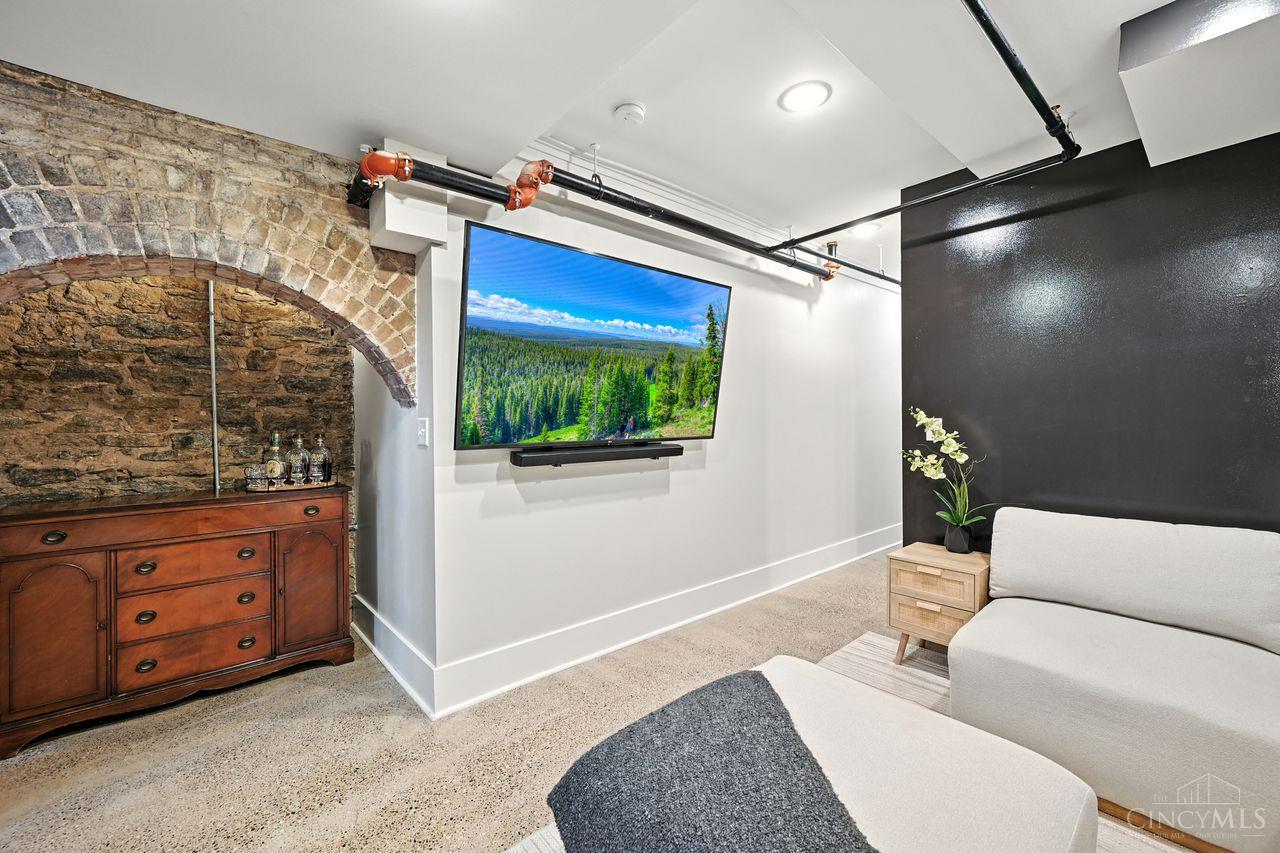 1328 Republic Street 101