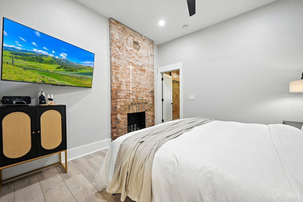 1328 Republic Street 101