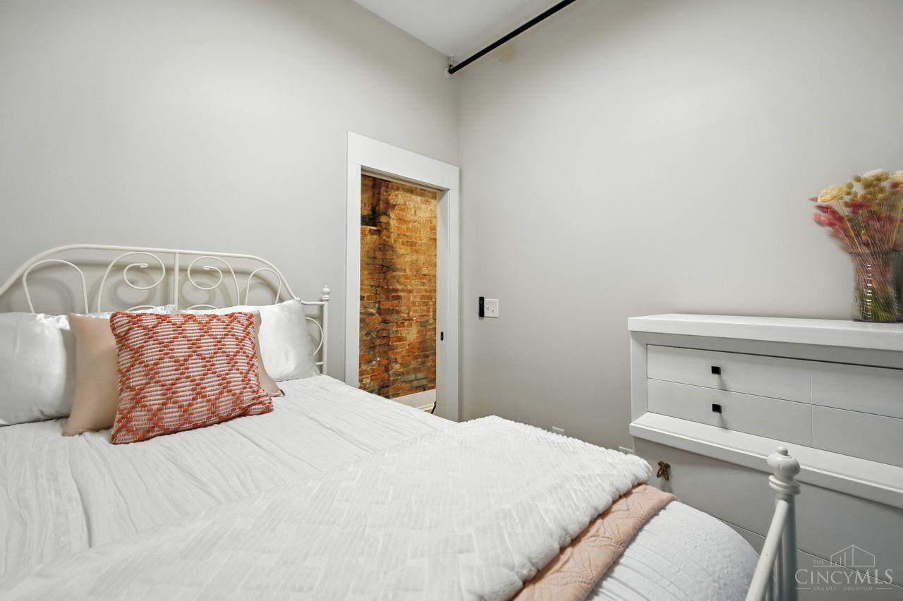 1328 Republic Street 101