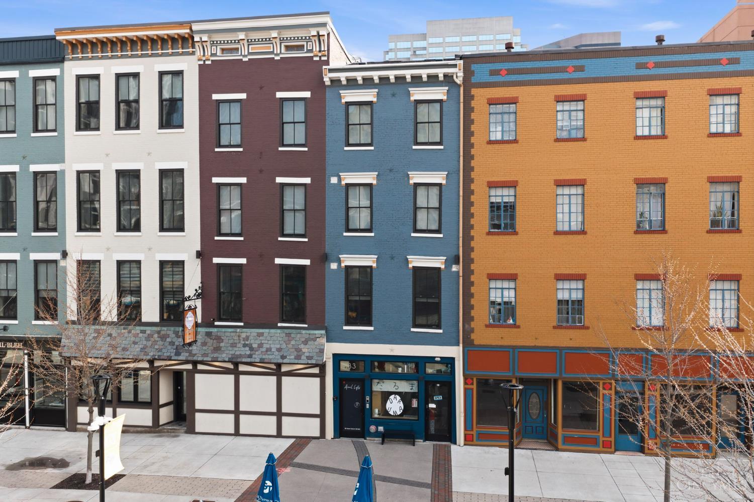 33 E Court Street 201