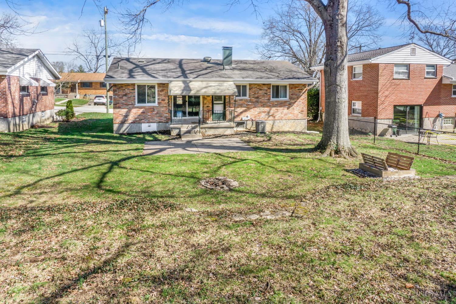 1229 Meadowbright Lane