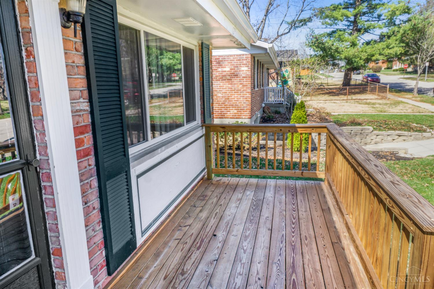1229 Meadowbright Lane