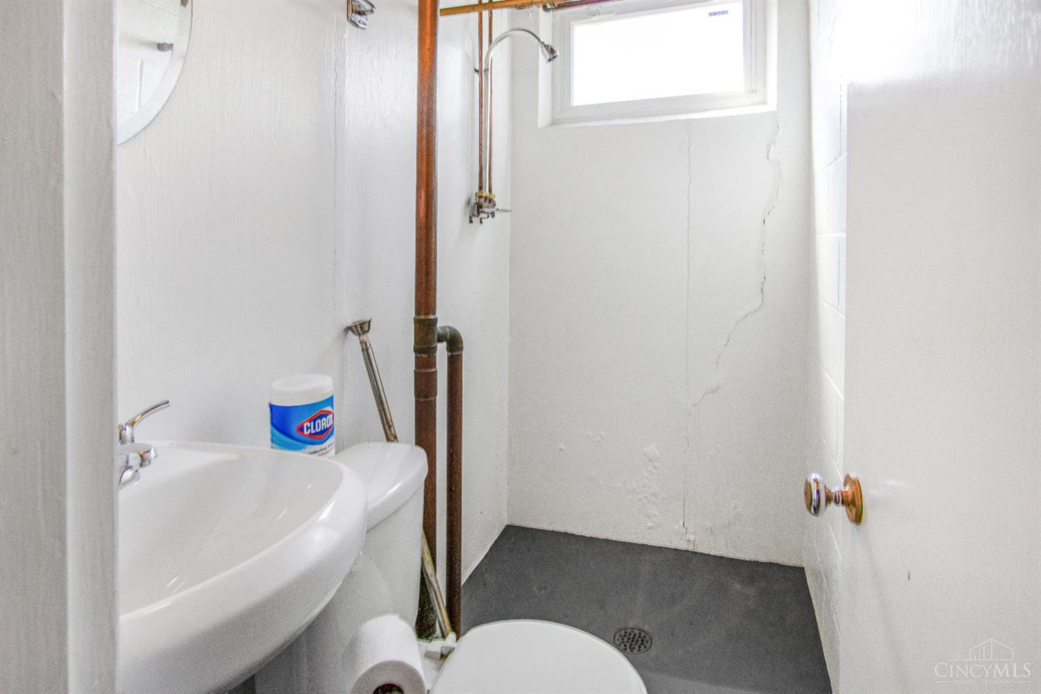 1229 Meadowbright Lane