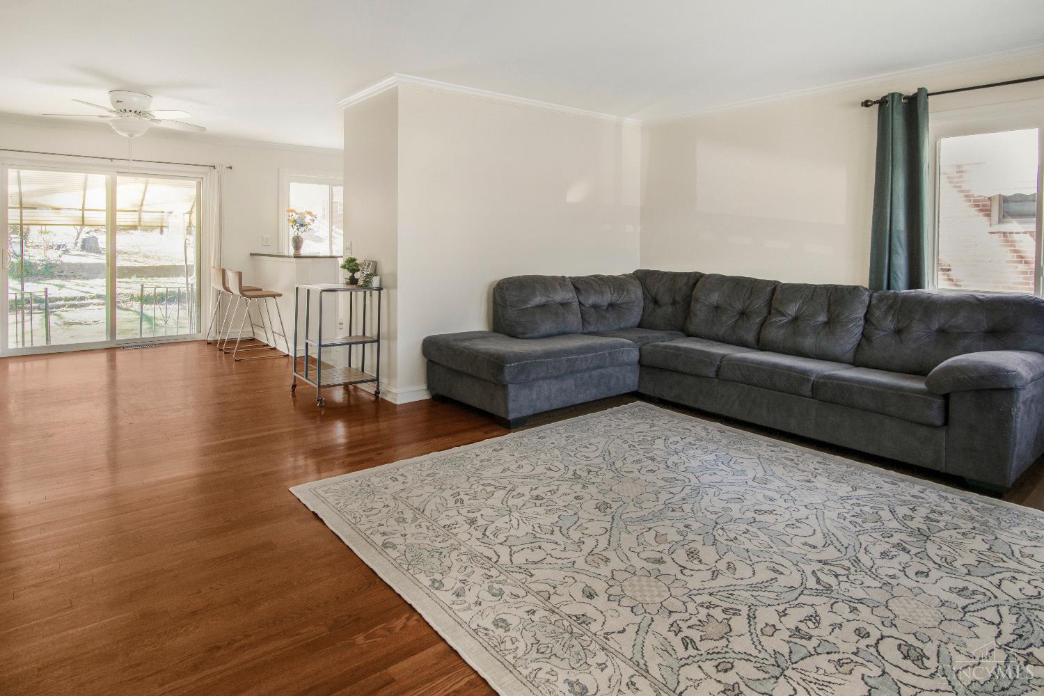 1229 Meadowbright Lane