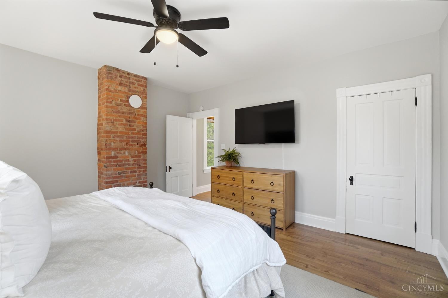 4085 Walton Creek Road