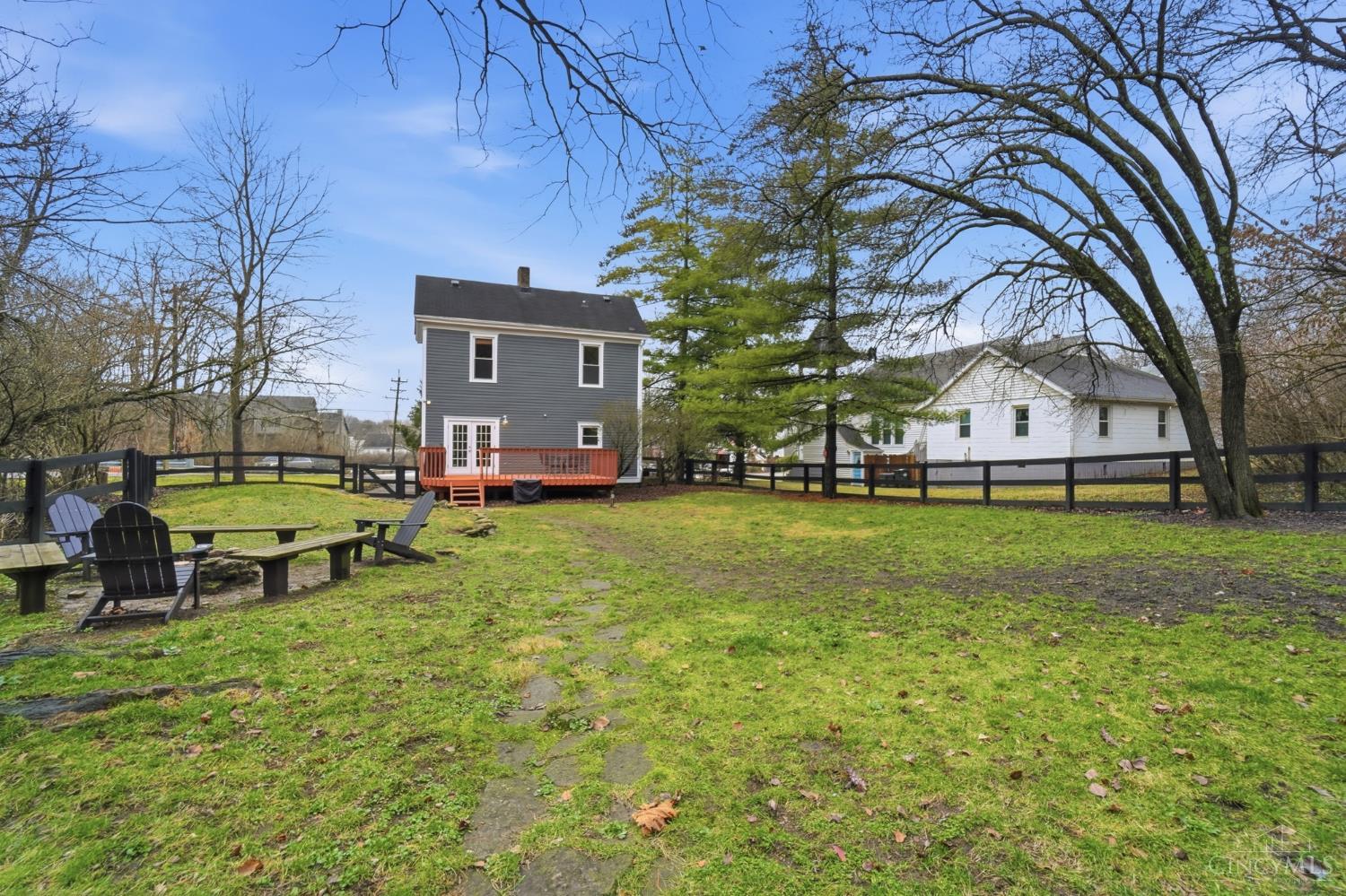 4085 Walton Creek Road