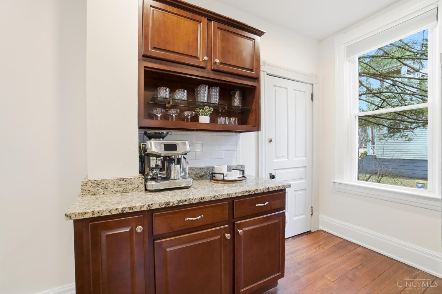 4085 Walton Creek Road