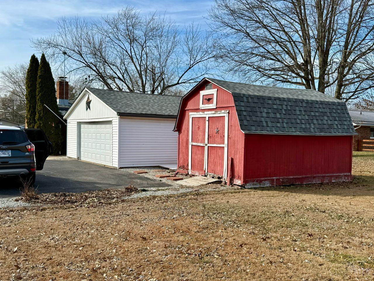 38 Dell Acres Drive