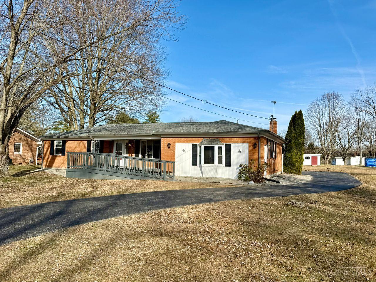 38 Dell Acres Drive