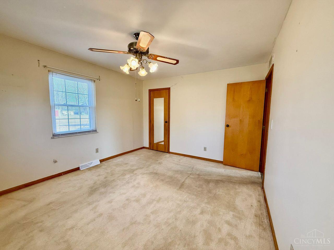 38 Dell Acres Drive