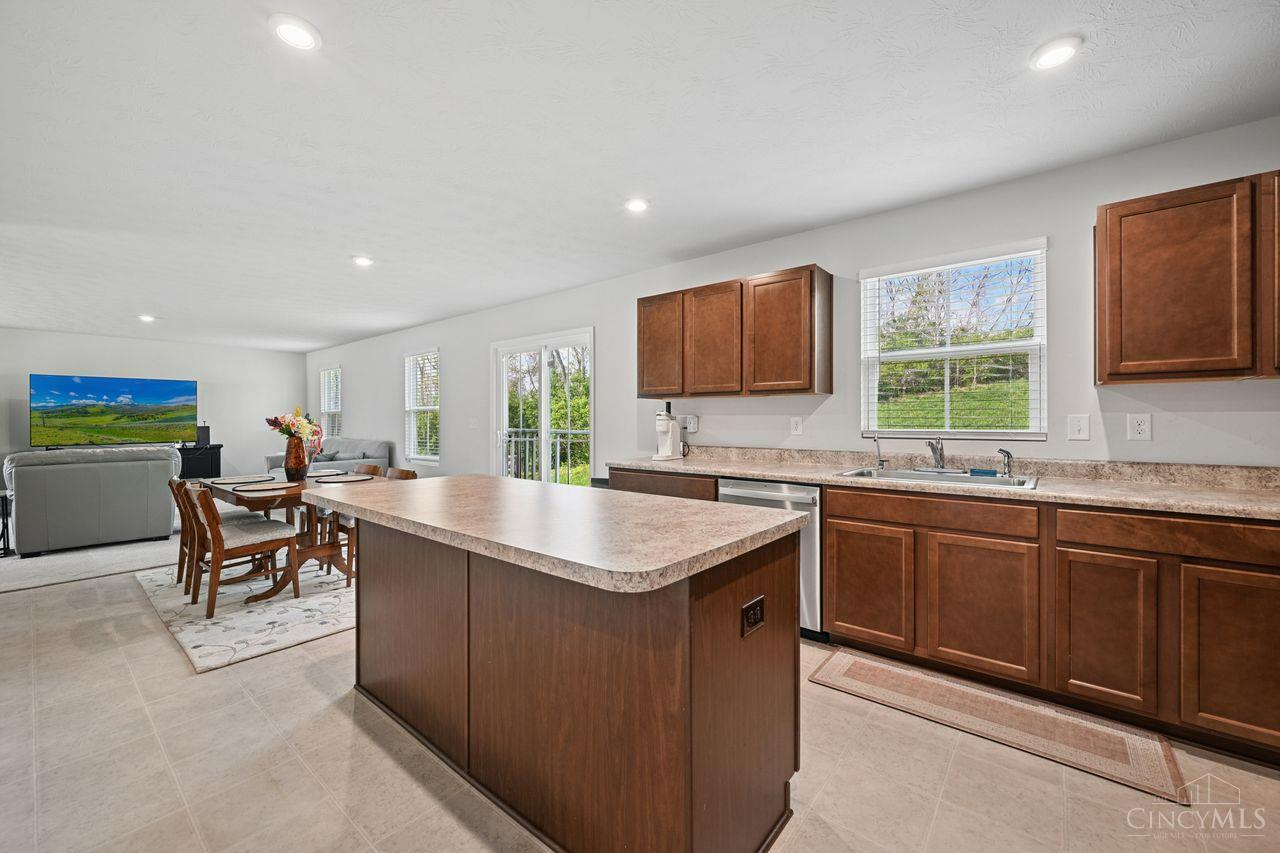 4910 Allens Ridge Drive