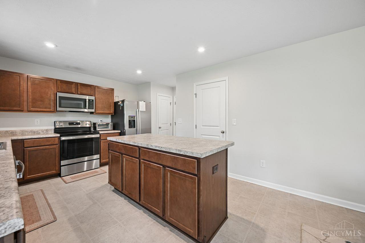 4910 Allens Ridge Drive