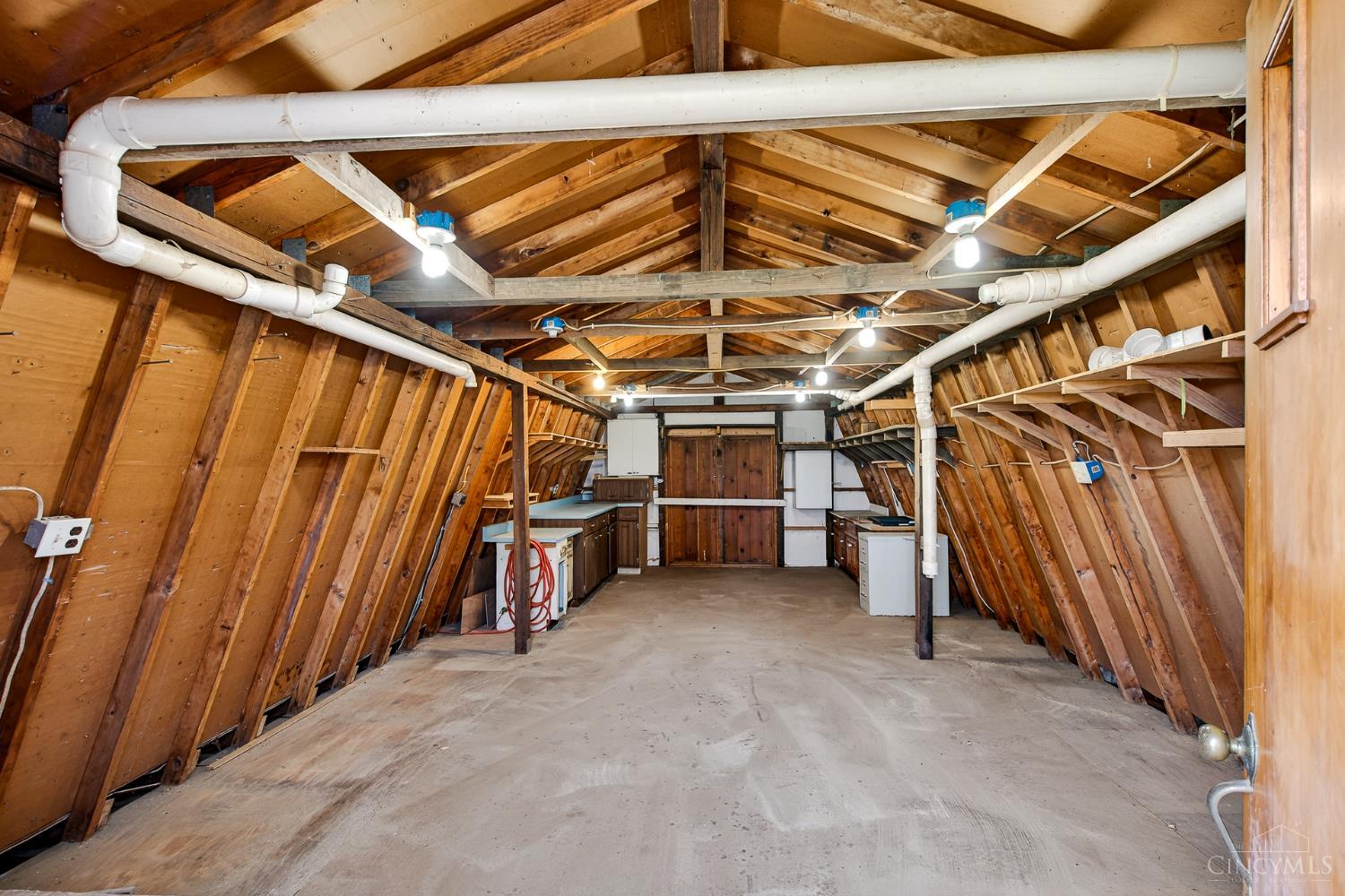 11520 Edgewood Road