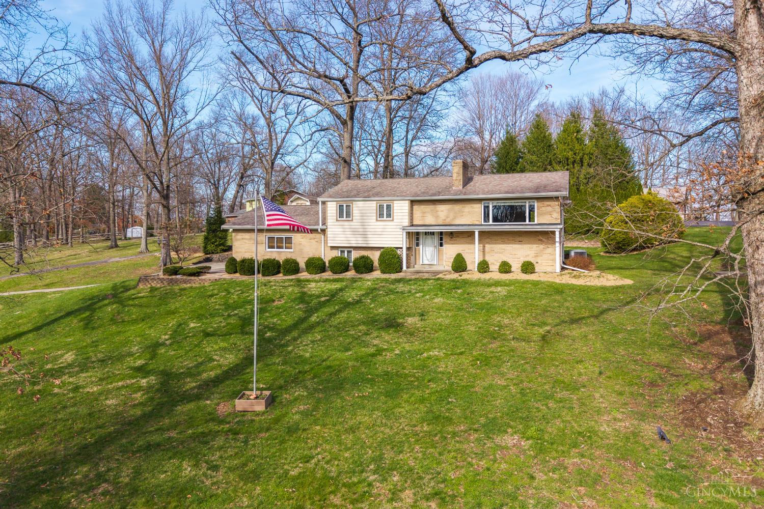 11520 Edgewood Road