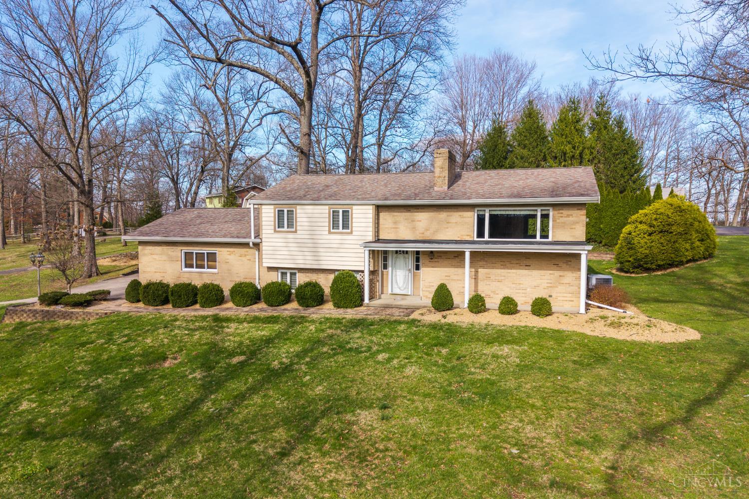 11520 Edgewood Road