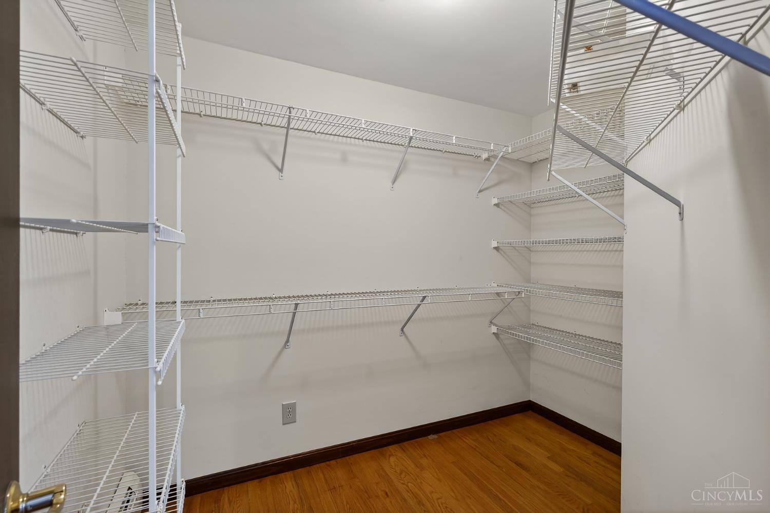 11520 Edgewood Road
