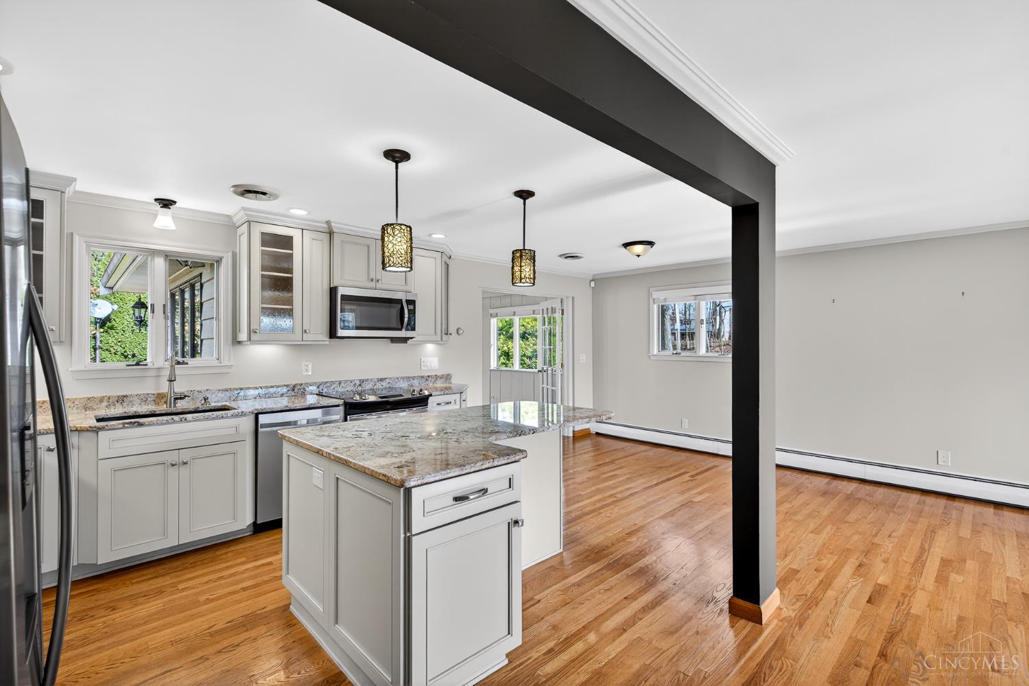 11520 Edgewood Road