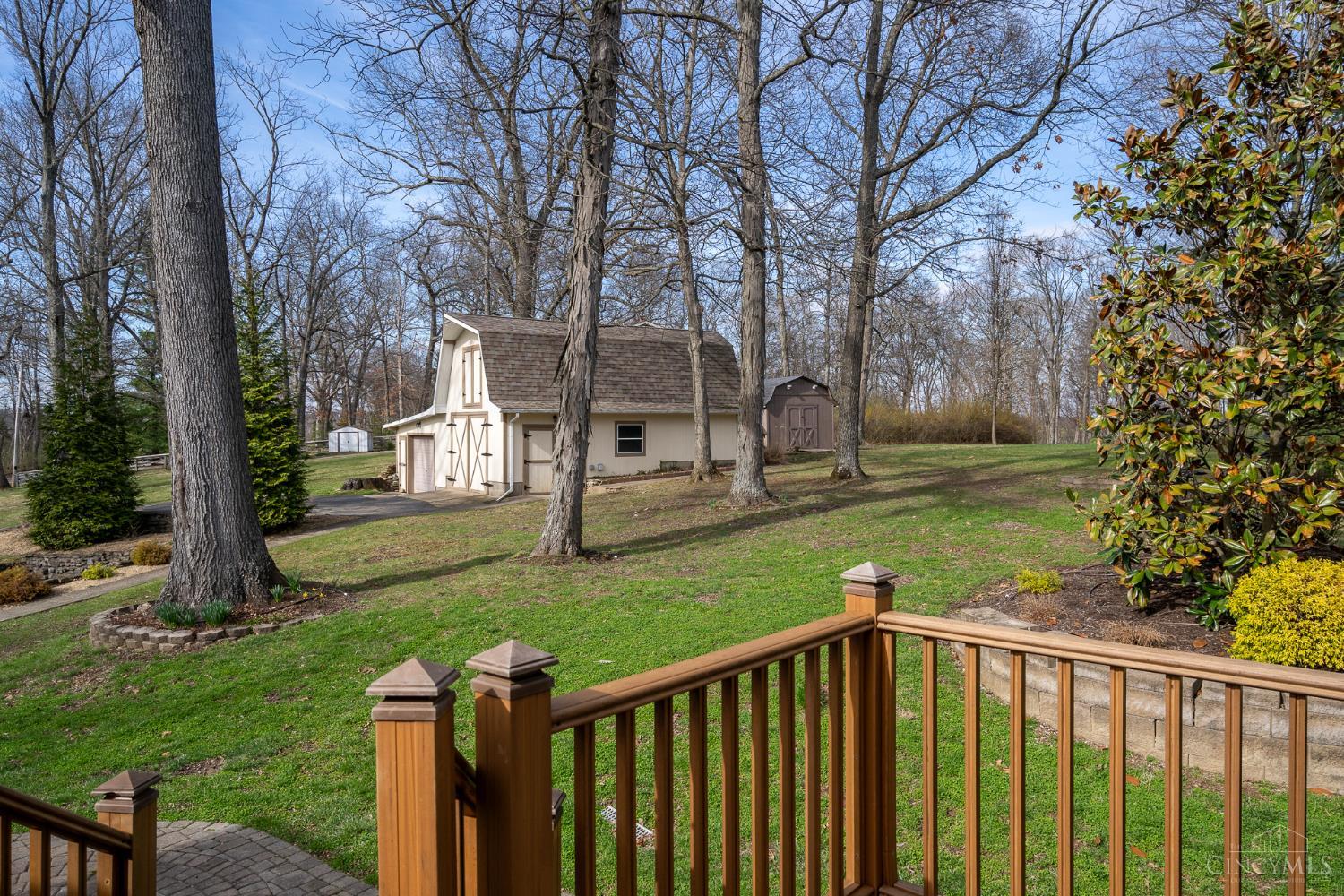 11520 Edgewood Road