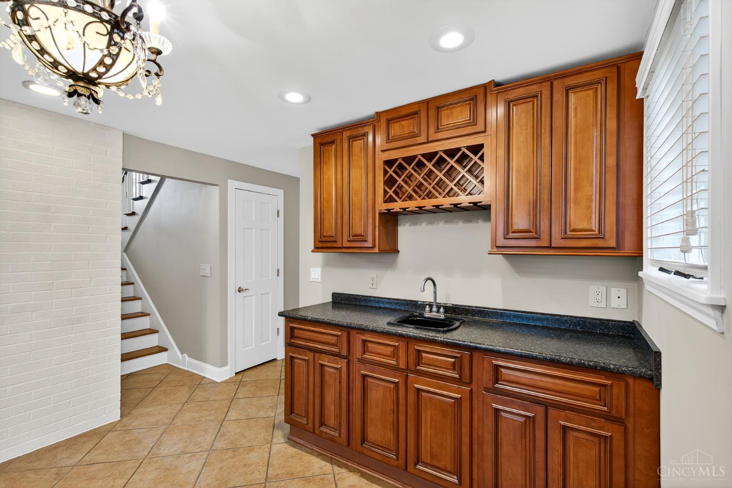 11520 Edgewood Road