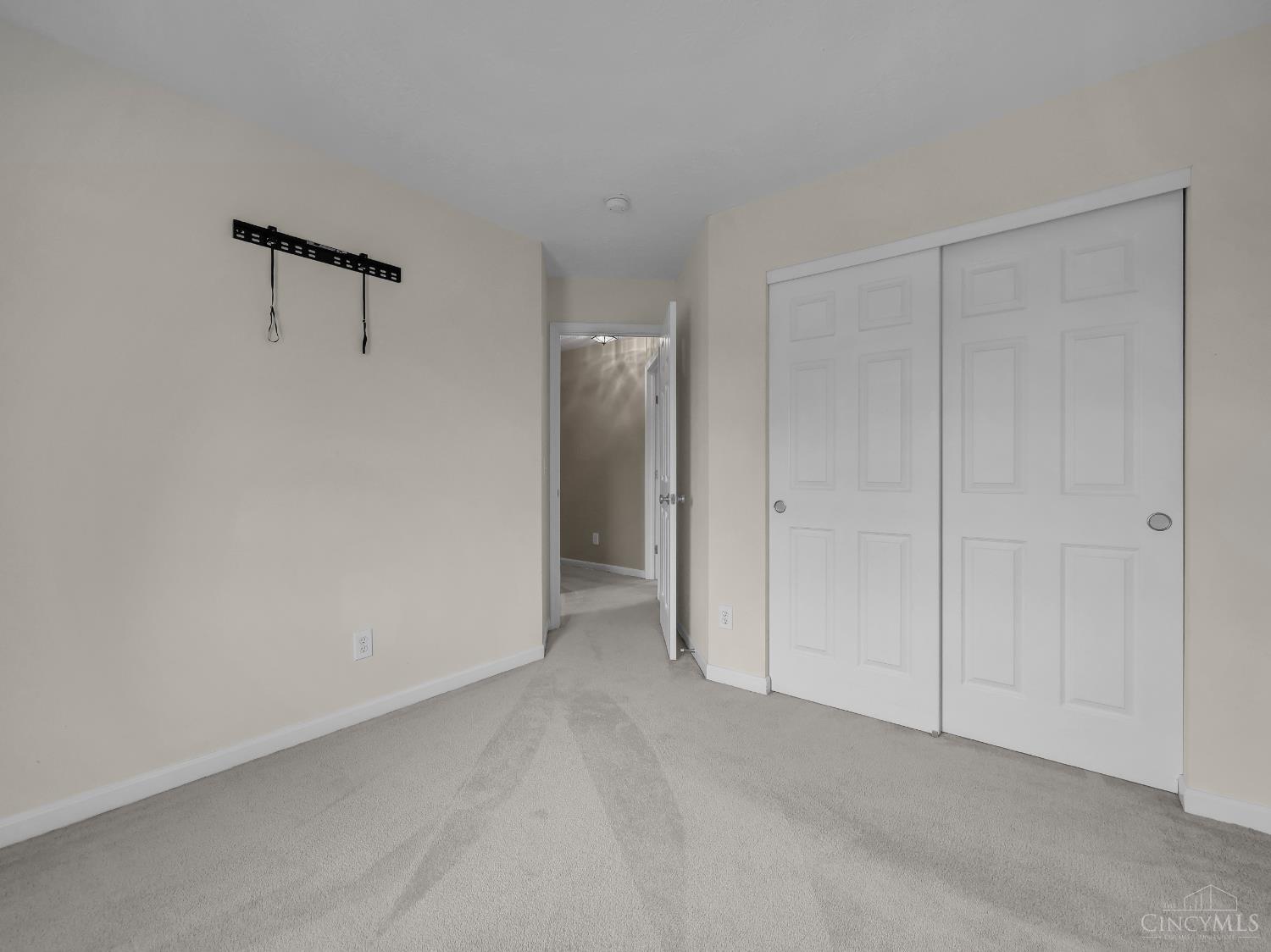 2048 Apple Knoll Lane
