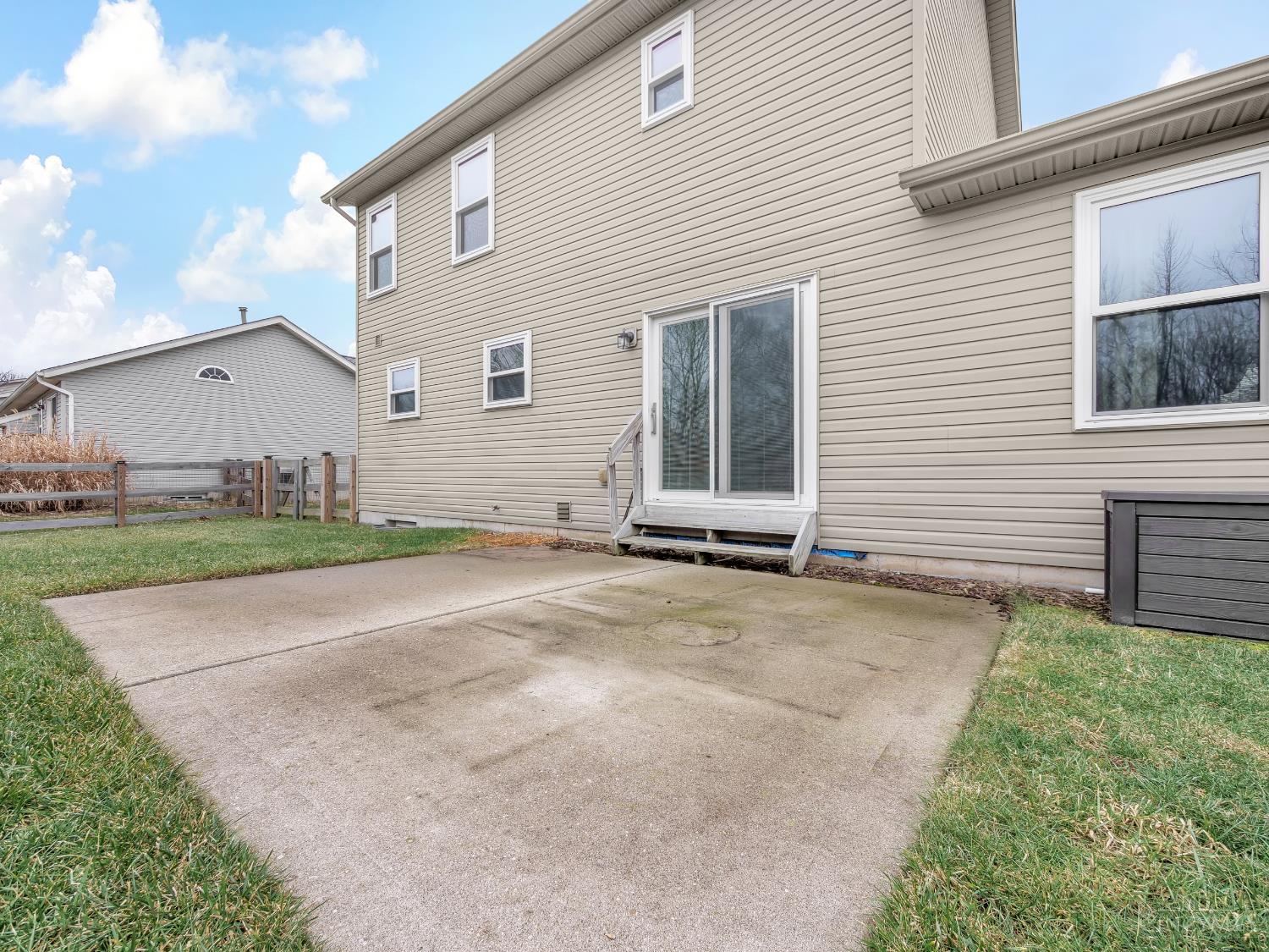 2048 Apple Knoll Lane