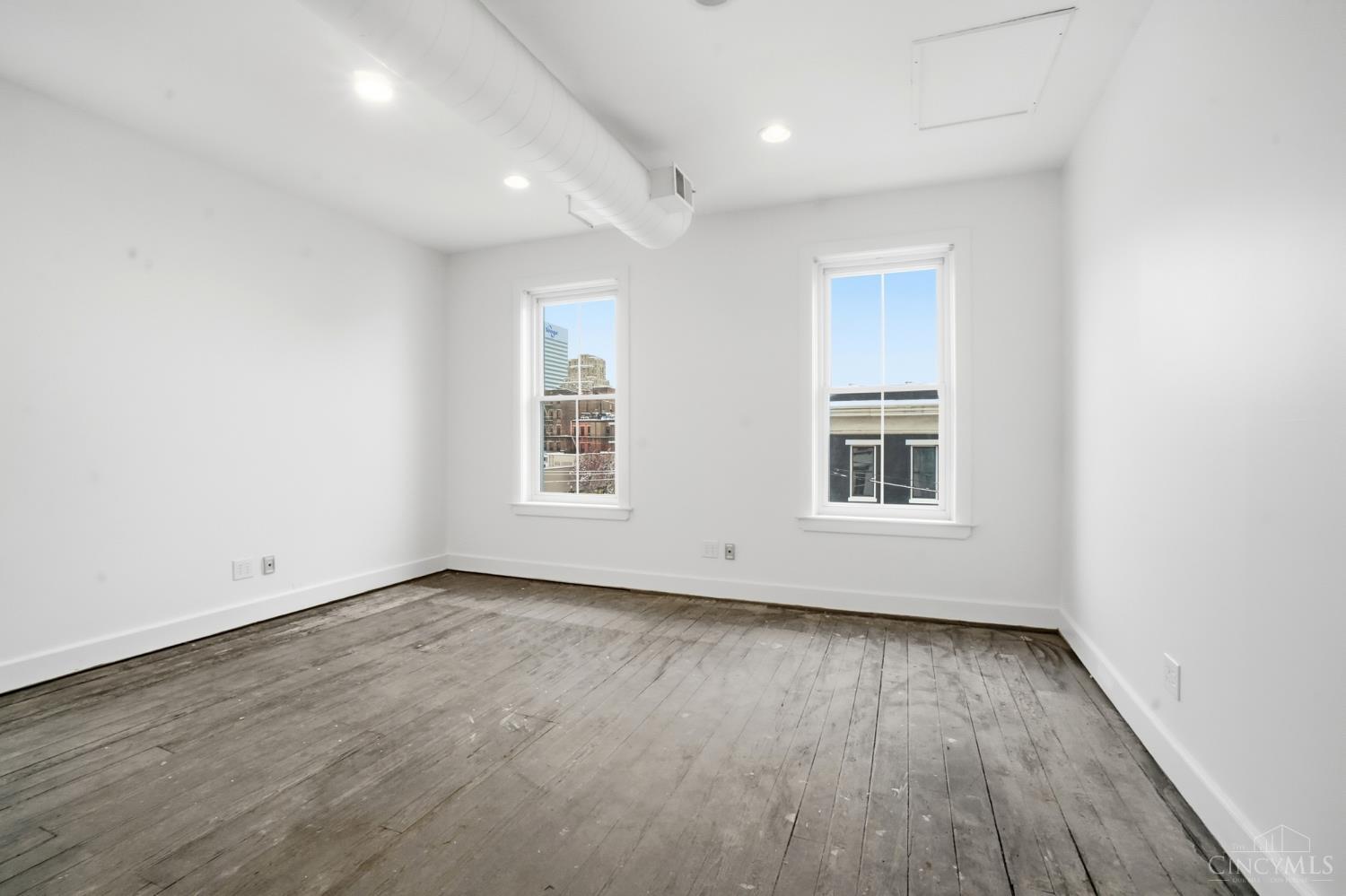 1210 Sycamore 4