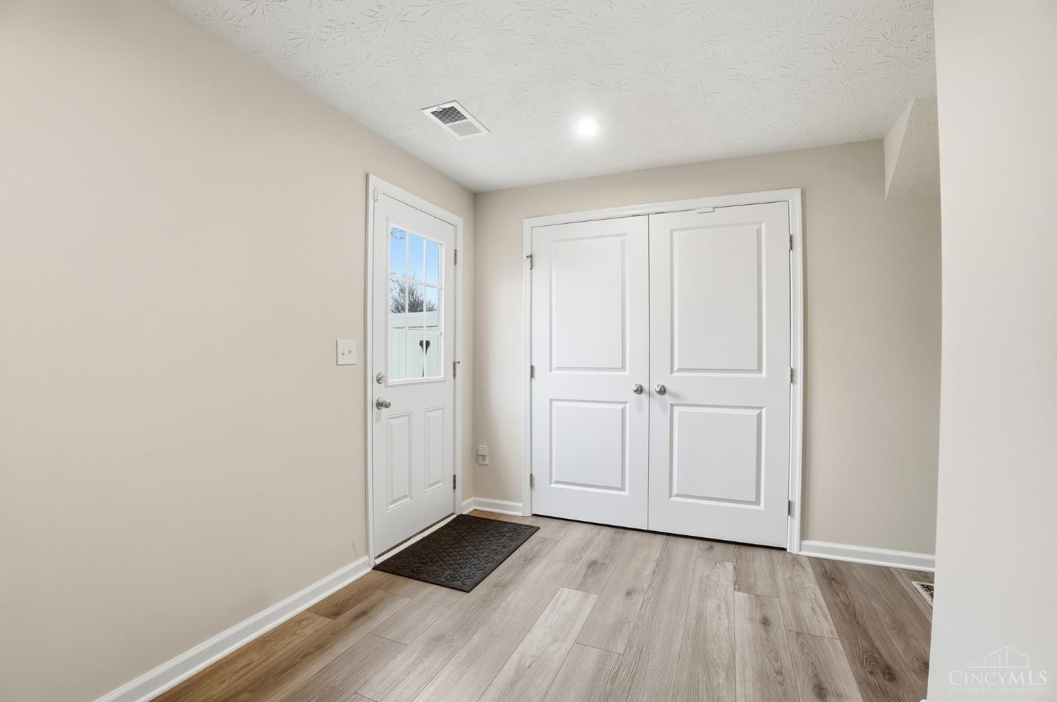 3420 Grovewood Drive