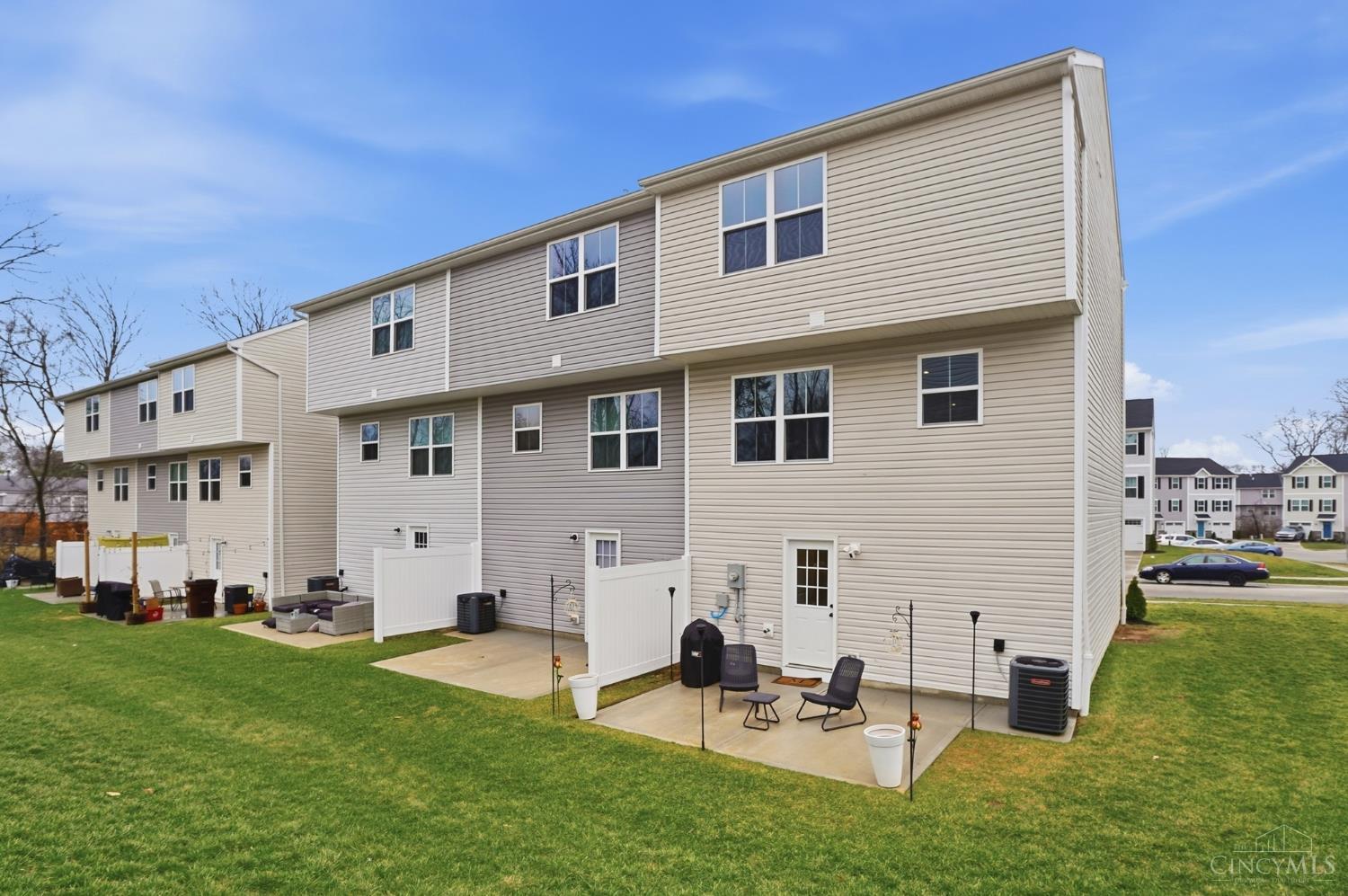 3420 Grovewood Drive