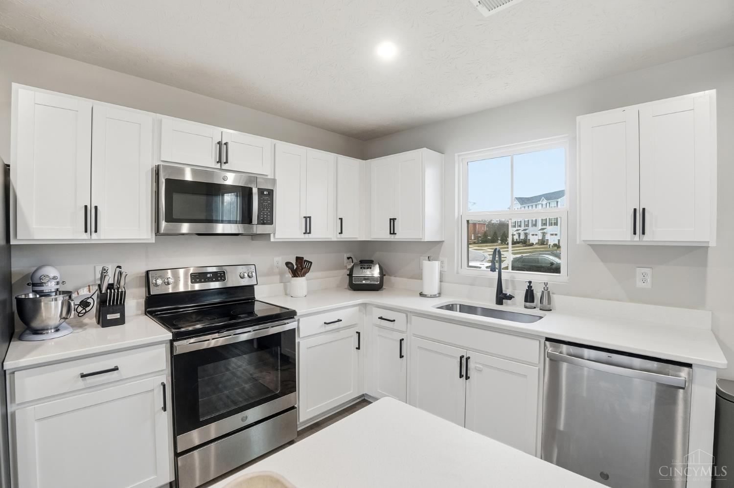 3420 Grovewood Drive