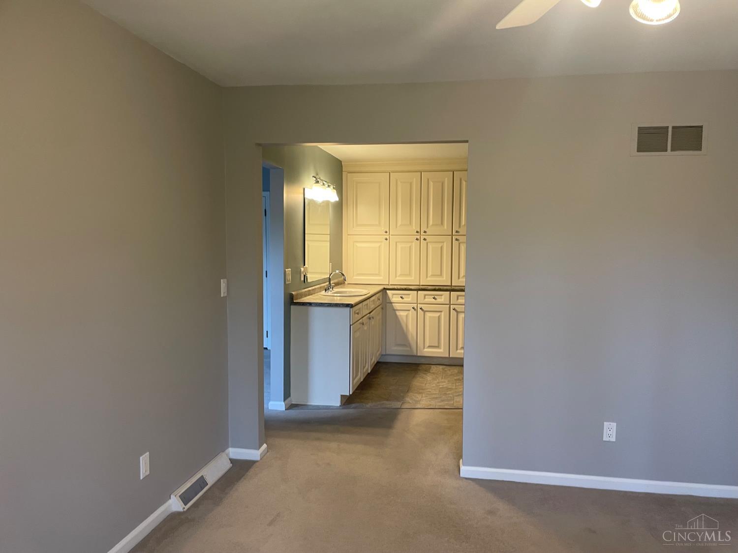 2241 Spinningwheel Lane