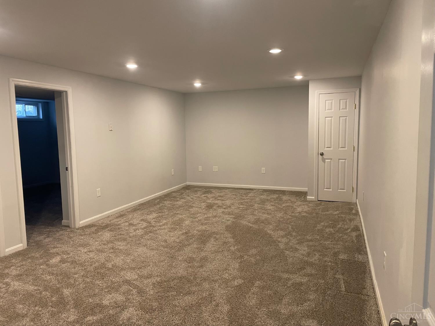 2241 Spinningwheel Lane