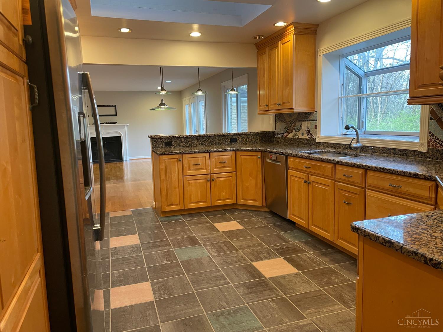 2241 Spinningwheel Lane